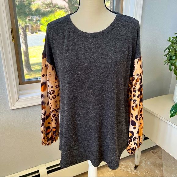Davi & Dani long sleeve, leopard print shirt - Picture 1 of 5